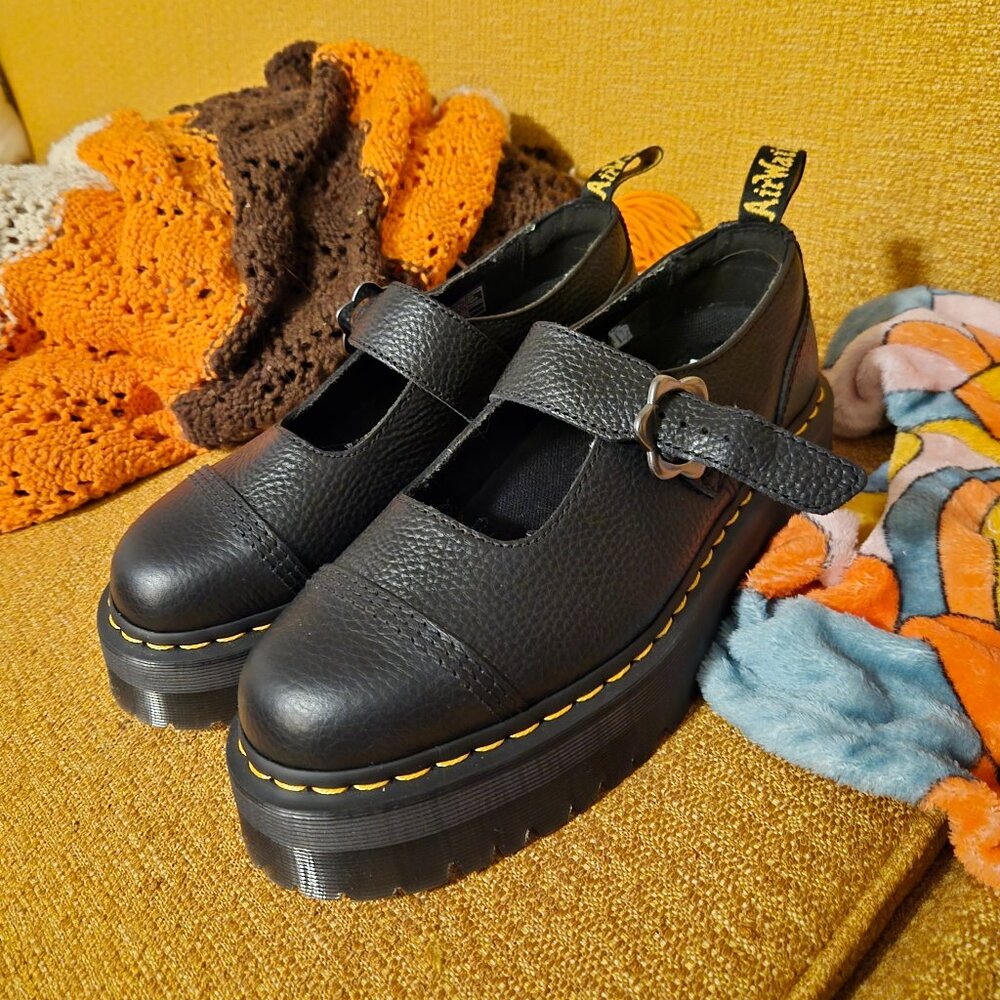 Doc marten mary janes
